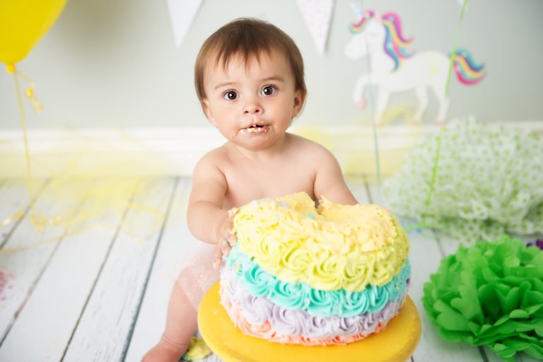 Sweet Little Girl’s 1st Birthday & Cake Smash