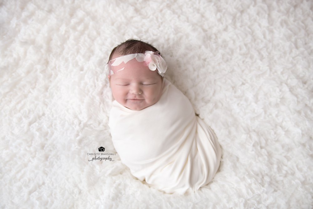 newborn baby girl picture